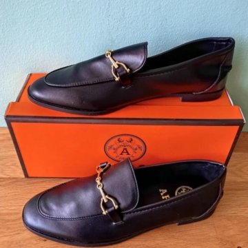 Женские лоферы