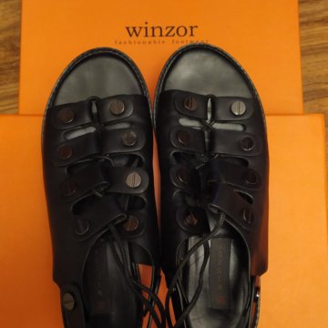 Сандалии женские Winzor