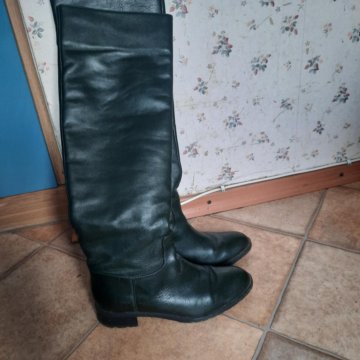 Женские сапоги