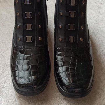 Ботинки женские, новые