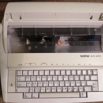 Электронная пишущая машинка Brother AX-410