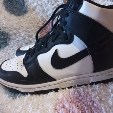 Nike кроссовки