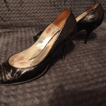 Туфли черные 39 р