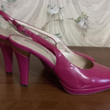 Туфли женские натуральная кожа. Италия