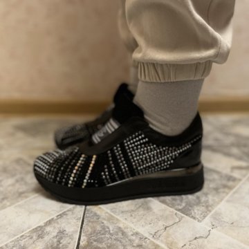 Baldinini кроссовки 38 размер оригинал