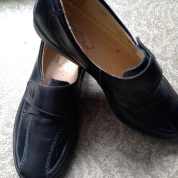 Ботинки женские