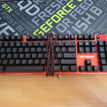 Механическая клавиатура Red square