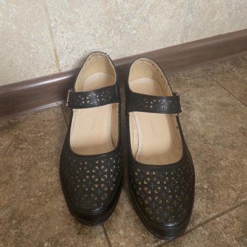 Женские туфли летние новые 38 размер