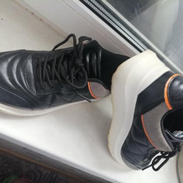 Кроссовки ботинки