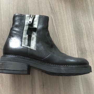 Ботинки женские 39 размер, Paola Conte.