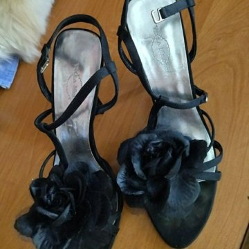 Босоножки 38р.