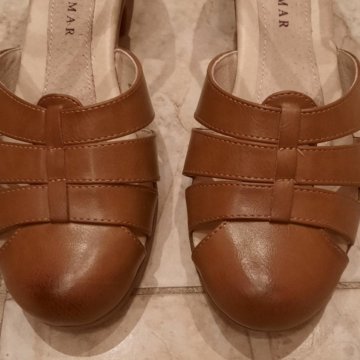 Босоножки кожа новые