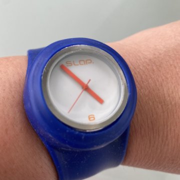 Часы SLAP. Слэп-часы.
