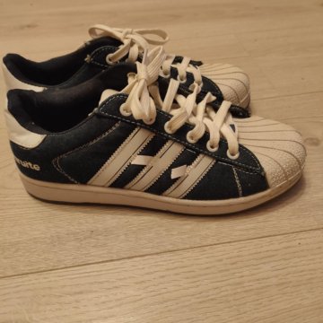 Кросовки, кеды