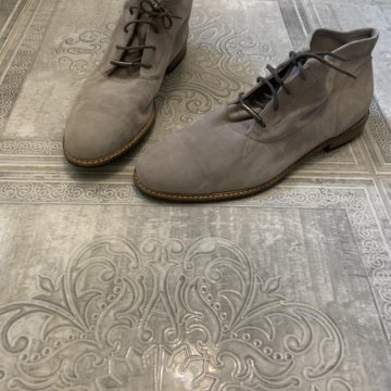 Lloyd женские