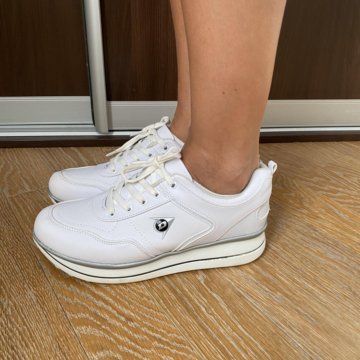 Кроссовки нат кожа, разм 40.