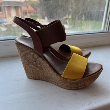 Босоножки Tervolina