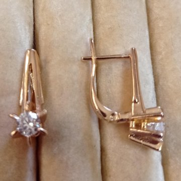 Серьги мед. Сплав(от золота не отличить)