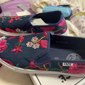 Слипоны женские