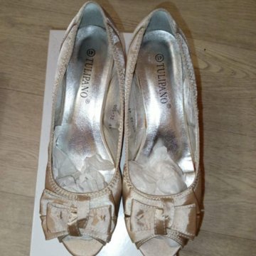 Обувь пакетом 40