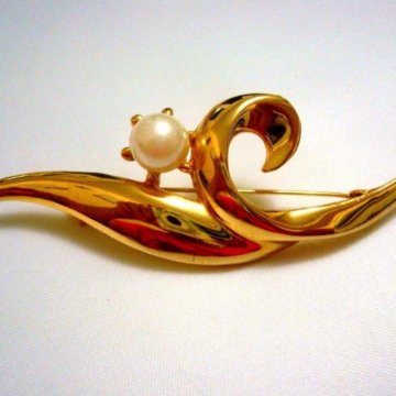 ВИНТАЖНАЯ БРОШЬ. ЖЕМЧУЖИНА. США
