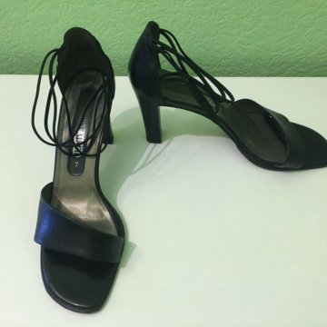 Босоножки Peter Kaiser р-р 39