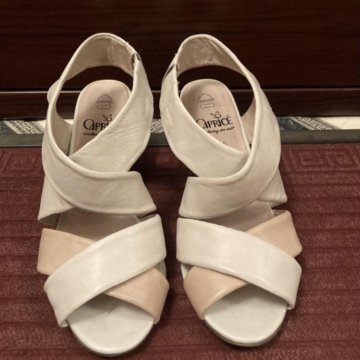 Туфли женские