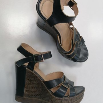 Босоножки 36 й женские на лето