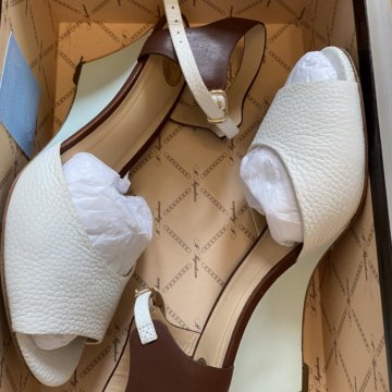 Новые босоножки Алла Пугачева