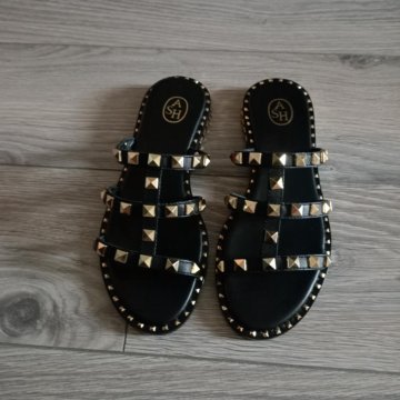 Сандалии оригинал новые