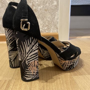 Босоножки 36 размер