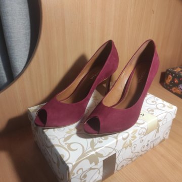 Новые туфли INDIANA (нубук)