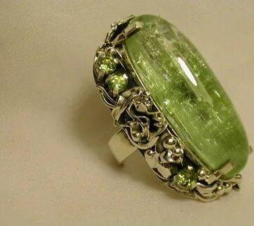 Серебро 925 пробы,серьги с Хризопразом.хх век