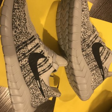 Кроссовки летние