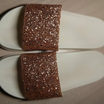 Шлёпки, тапки пляжные