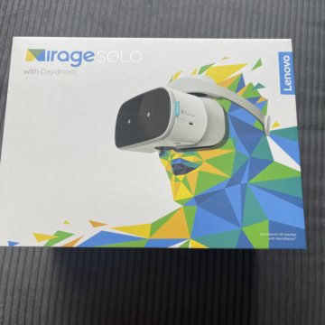 Очки виртуальной реальности.