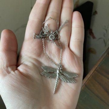 Подвеска стрекоза
