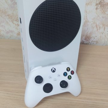 Xbox Series S + Fortnite + PUBG: BATTLEGROUNDS