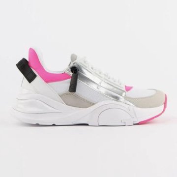 Женские кроссовки guess