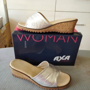 Шлепанцы женские 39 р