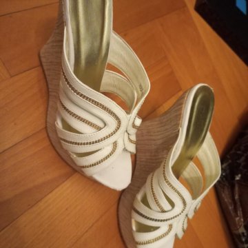 Босоножки 39р.Mario Rossini