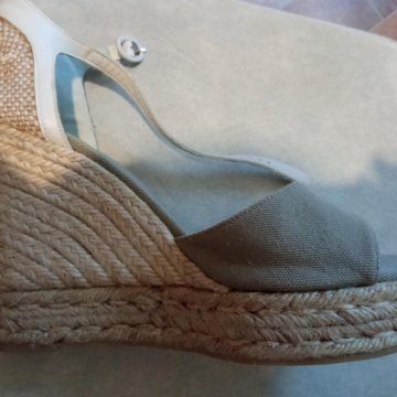 Босоножки Castaner 39р