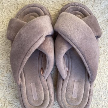 Oysho тапочки