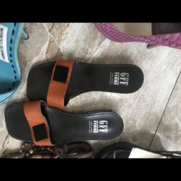 GFFERRE босоножки, оригинал, пони.