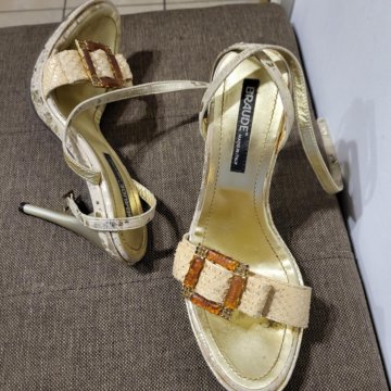 Босоножки Braude