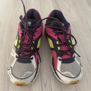 Кроссовки женские/подростковые 37 р-р