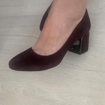 Новые замшевые лодочки эконика