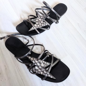 Новые Zara босоножки