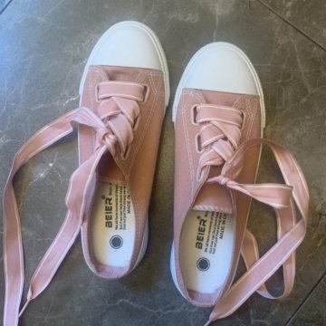 Кеды без задника. Новые.