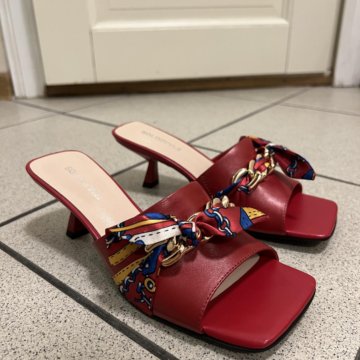 Мюли с бантом и цепочкой 36